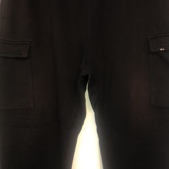 Free Assembly Men's Fleece Cargo Joggers - Picture 11 of 12
